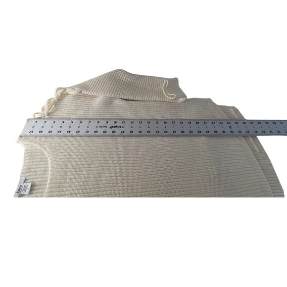 Bar III Women's White Knit Sweater, Size S, Acrylic Wool Blend, Cold Shoulder - Picture 3 of 11